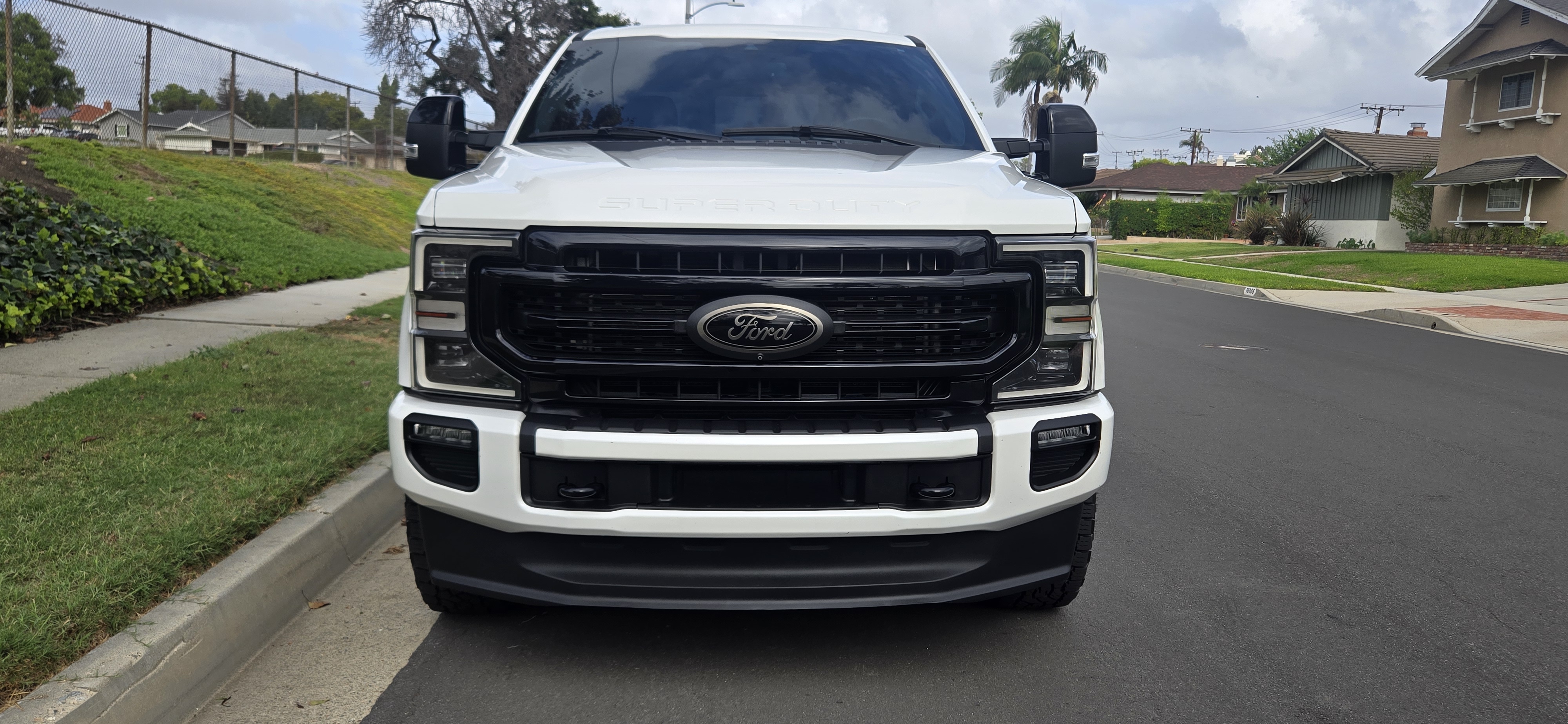 Used 2021 Ford F350 Lariat AWD/4WD image 6