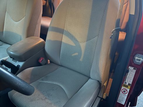 Used 2007 Toyota RAV4 2WD image 12