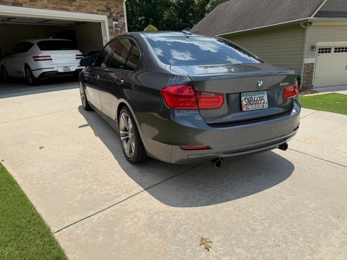 Used 2014 BMW 335i Sedan RWD image 2