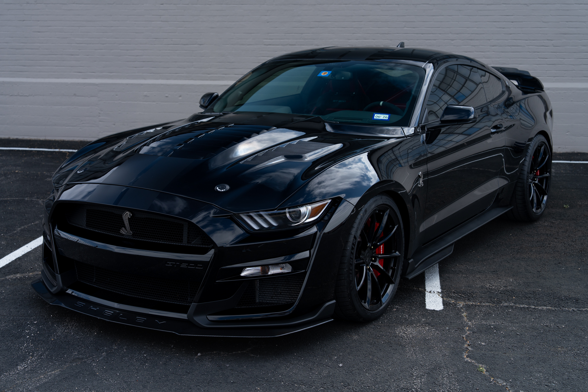 Used 2020 Ford Mustang Shelby GT500 w/ Technology Package RWD image 4