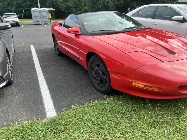 Used 1995 Pontiac Firebird Convertible RWD image 2