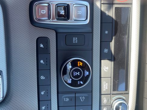 Used 2008 Saturn Aura XR w/ Premium Trim Package image 14