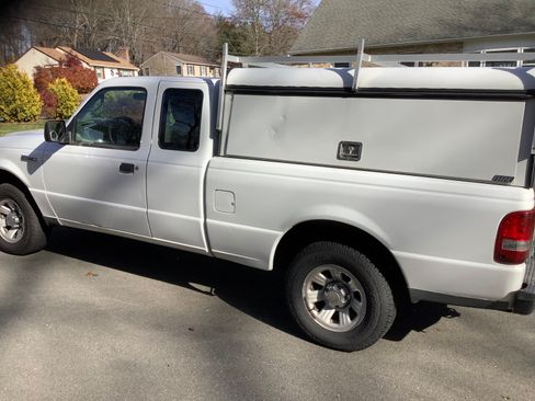 Used 2011 Ford Ranger XL image 3