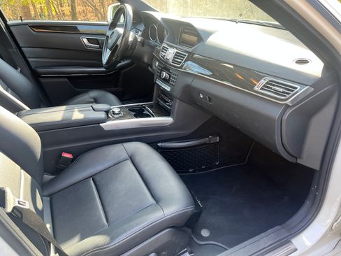 Used 2015 Mercedes-Benz E 350 Sedan image 19