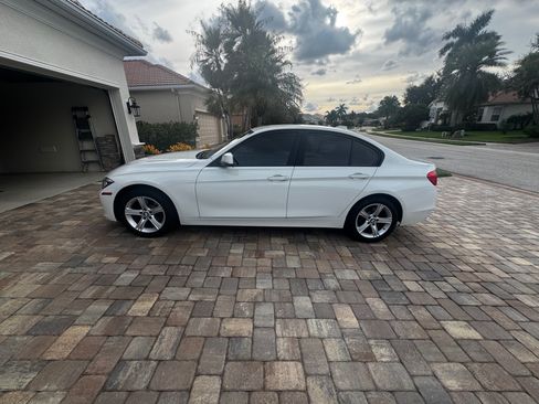 Used 2015 BMW 328i xDrive Sedan AWD/4WD image 4