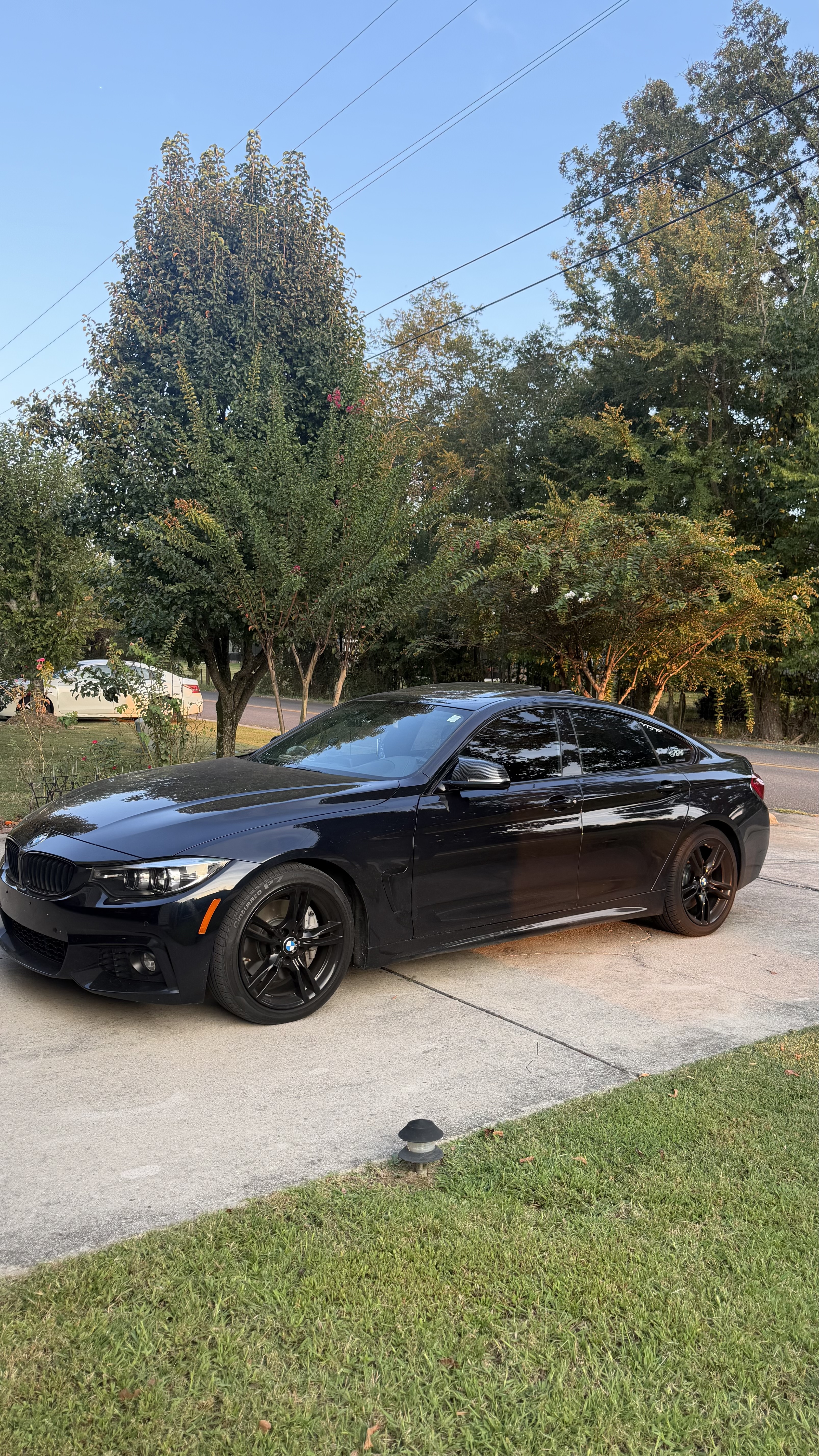 Used 2019 BMW 430i Gran Coupe xDrive w/ M Sport Package AWD/4WD image 4