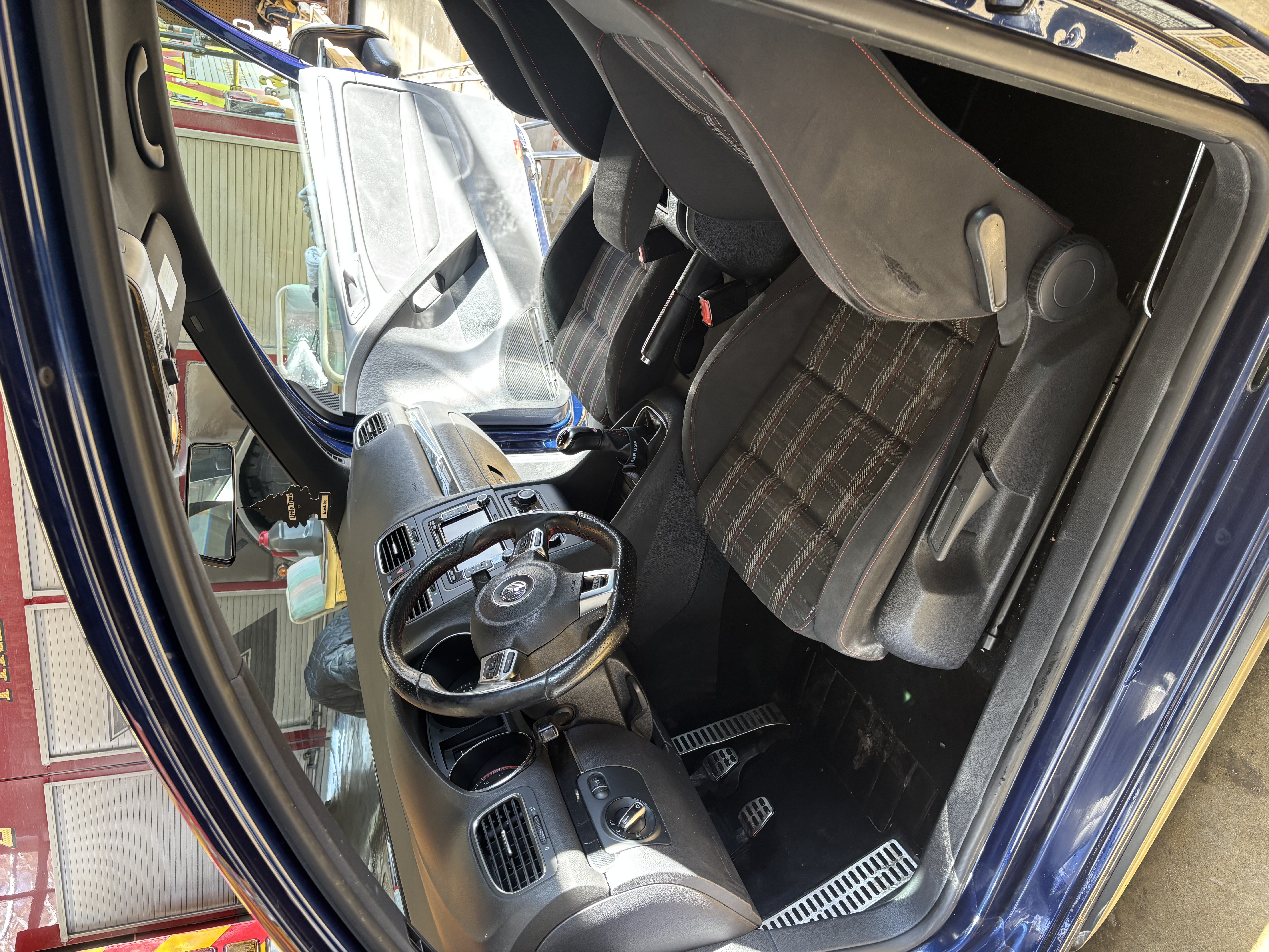 Used 2012 Volkswagen GTI 2-Door FWD image 10