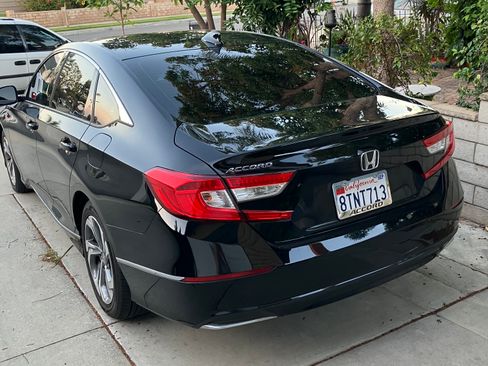 Used 2020 Honda Accord EX image 11