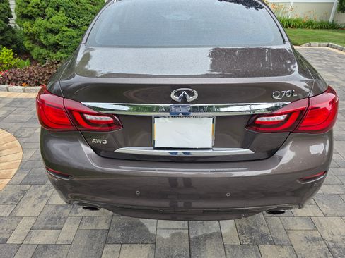 Used 2016 INFINITI Q70 L 3.7 w/ Deluxe Touring Package AWD/4WD image 8