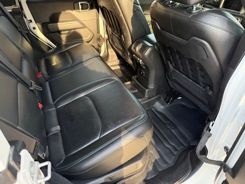 Used 2022 Jeep Wrangler Unlimited Rubicon 4xe w/ Cold Weather Group image 19