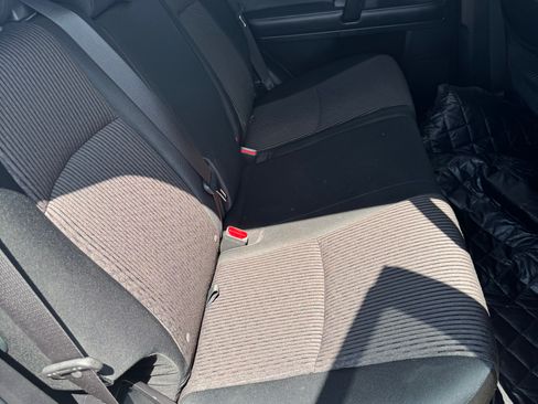 Used 2018 Toyota 4Runner TRD Off-Road AWD/4WD image 12