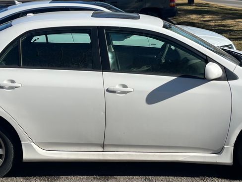 Used 2009 Toyota Corolla S image 6