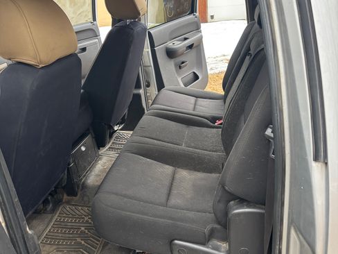 Used 2010 GMC Sierra 2500 SLE w/ Suspension Package, Off-Road image 12