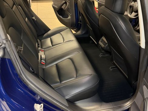 Used 2018 Tesla Model 3 Long Range image 28