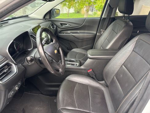 Used 2019 Chevrolet Equinox Premier image 19
