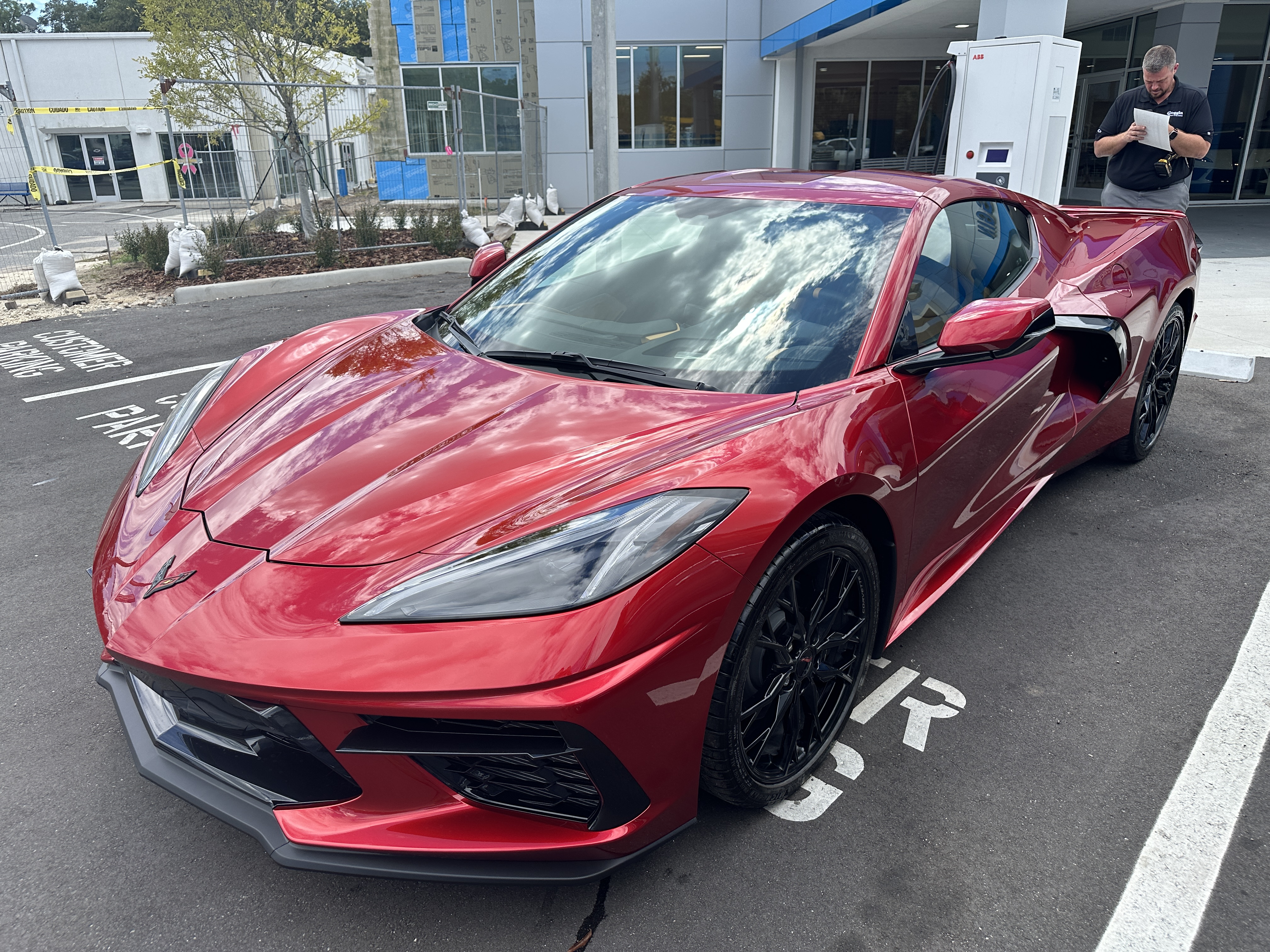 Used 2023 Chevrolet Corvette Stingray Preferred Cpe w/ Battery Protection Package RWD image 2