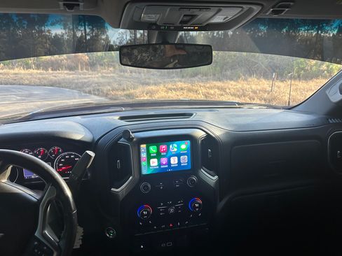 Used 2021 Chevrolet Silverado 1500 LT w/ All Star Edition Plus RWD image 9