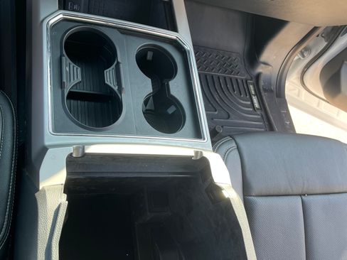 Used 2022 Ford F250 Lariat w/ Lariat Ultimate Package image 20