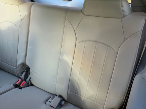 Used 2015 Buick Enclave Leather image 20