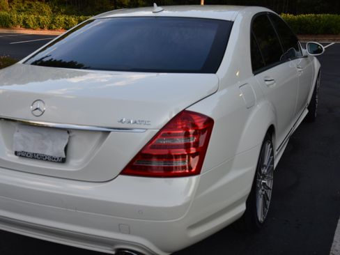 Used 2009 Mercedes-Benz S 550 4MATIC image 5