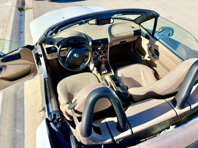Used 2001 BMW Z3 3.0i RWD image 1