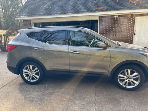 Used 2013 Hyundai Santa Fe Sport 2.0T image 9