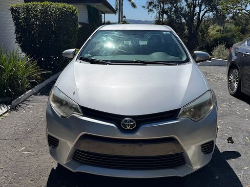 Used 2016 Toyota Corolla LE image 6