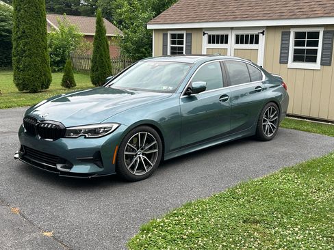 Used 2020 BMW 330i xDrive Sedan w/ Convenience Package AWD/4WD image 4