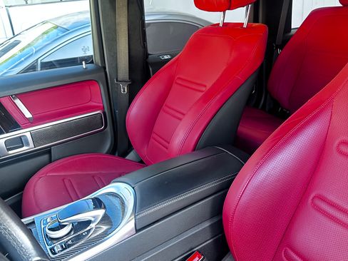 Used 2021 Mercedes-Benz G 550 image 12