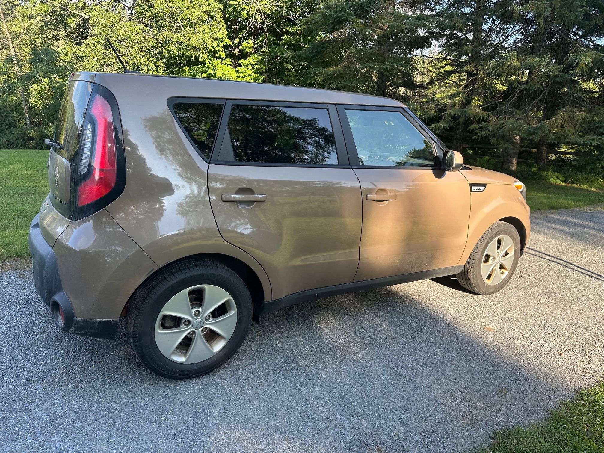 Used 2016 Kia Soul FWD image 5
