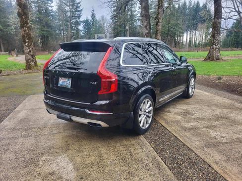 Used 2018 Volvo XC90 T6 Inscription w/ Convenience Package image 4