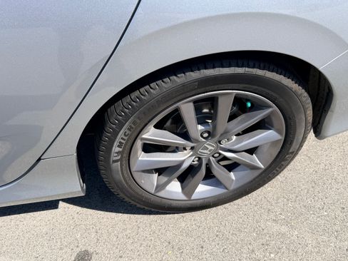 Used 2019 Honda Civic EX-L image 8
