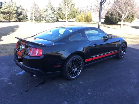 Used 2012 Ford Mustang Shelby GT500 w/ SVT Performance Pkg RWD image 9
