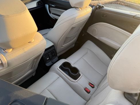 Used 2015 BMW 228i xDrive 228i xDrive Convertible 2D image 11