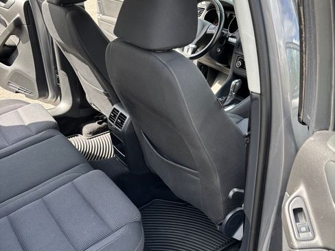 Used 2014 Volkswagen Golf TDI FWD image 22