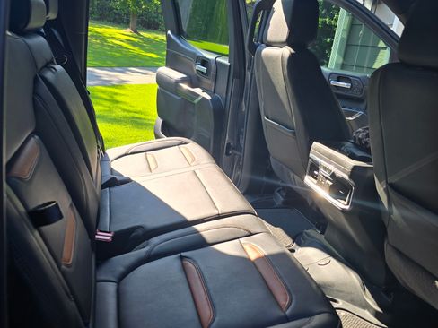 Used 2021 GMC Sierra 1500 AT4 w/ AT4 Value Package image 29