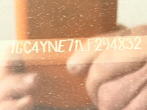 Used 2020 Chevrolet Silverado 2500 LT w/ All Star Edition image 26