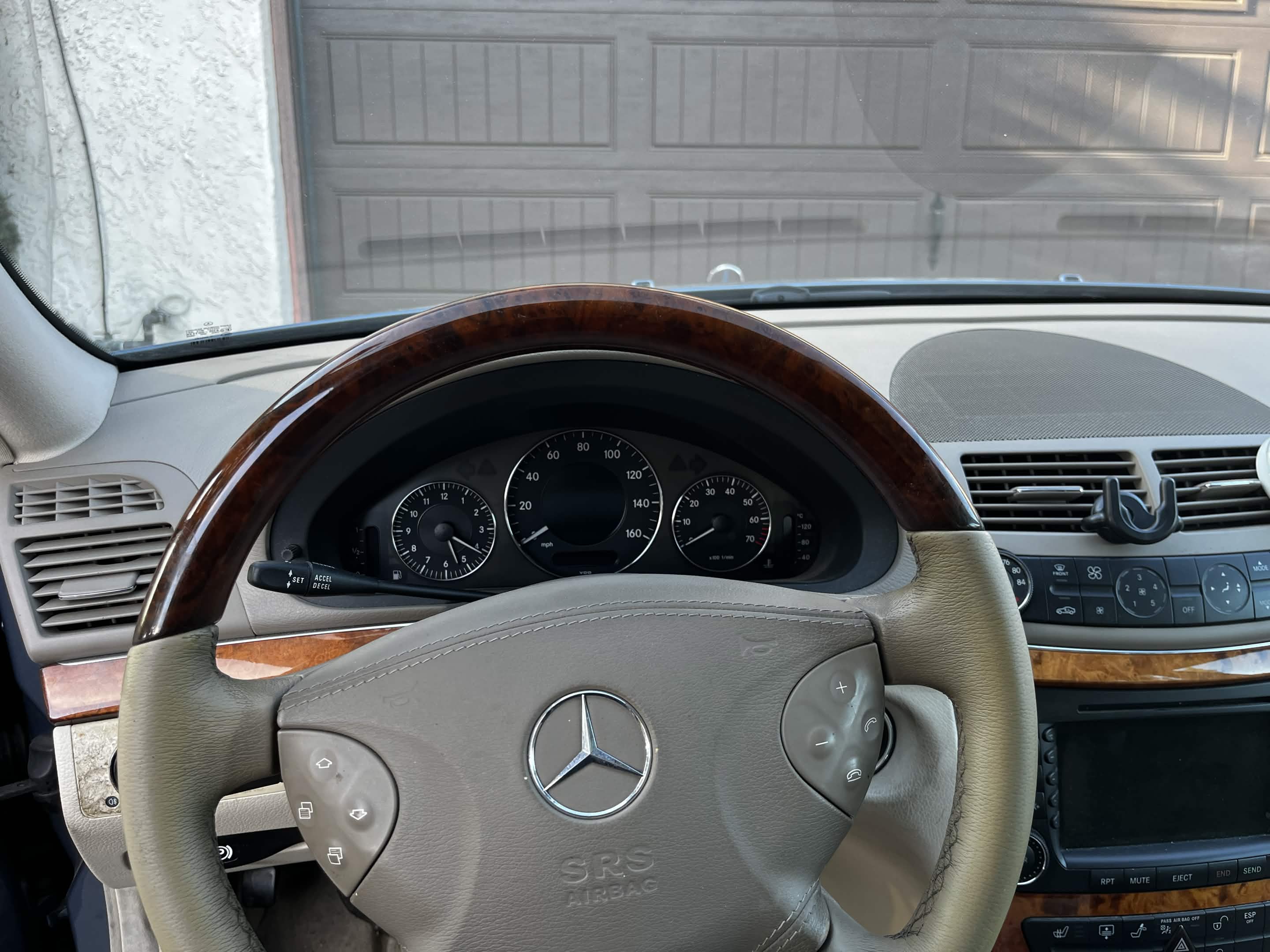 Used 2006 Mercedes-Benz E 350 Sedan image 10