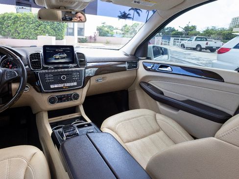 Used 2018 Mercedes-Benz GLE 350 image 18