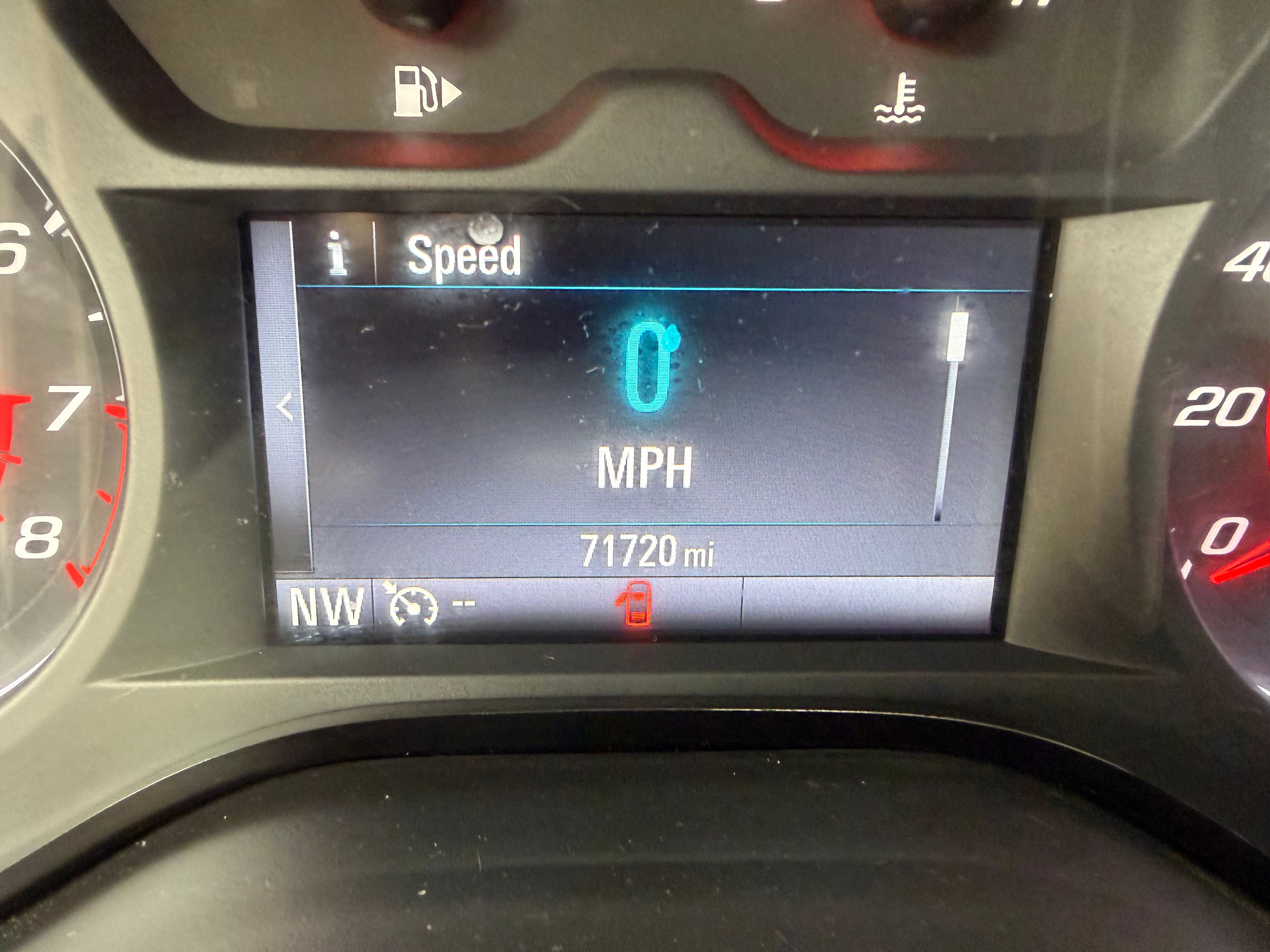 Used 2017 Chevrolet Camaro LT RWD image 9