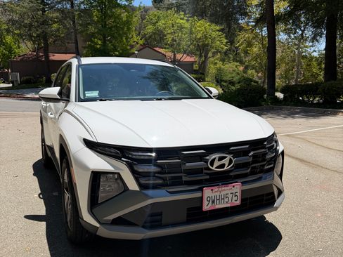 Used 2025 Hyundai Tucson SEL FWD image 12