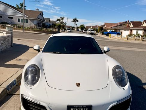 Used 2017 Porsche 911 Carrera image 10