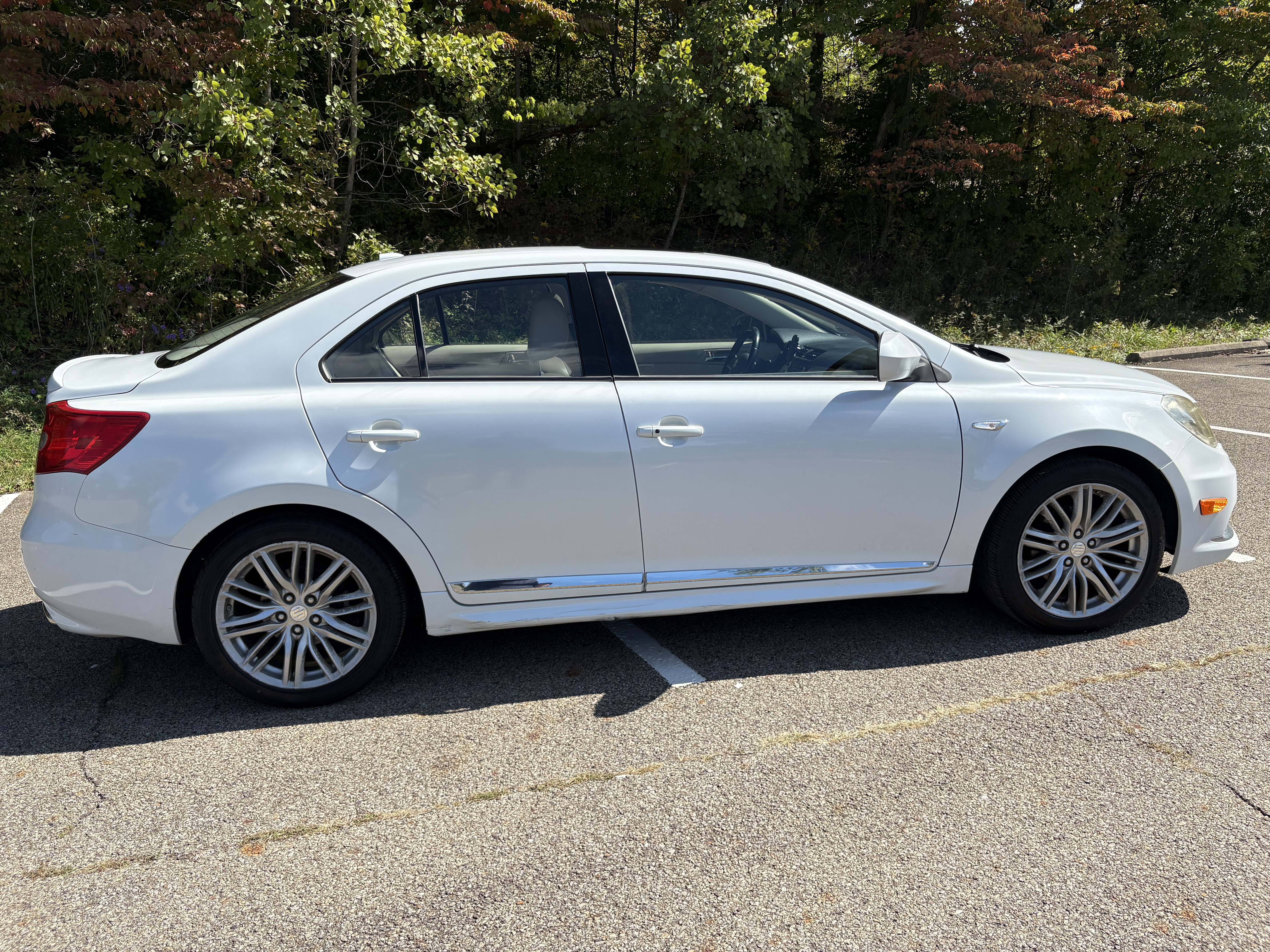 Used 2012 Suzuki Kizashi Sport SLS AWD/4WD image 1