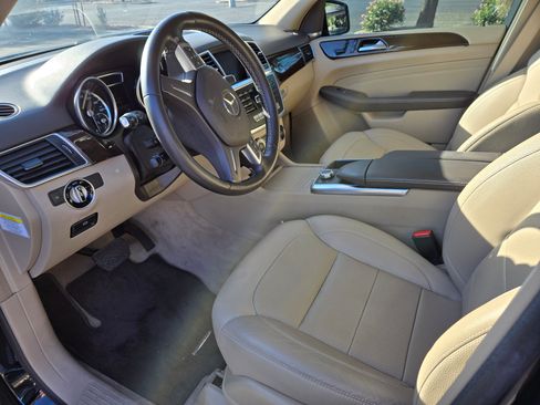 Used 2014 Mercedes-Benz ML 350 4MATIC image 11
