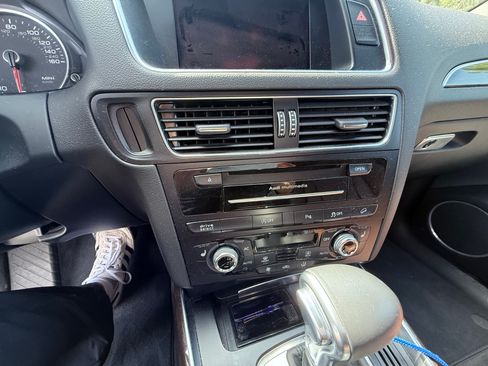 Used 2014 Audi Q5 3.0T Prestige image 14