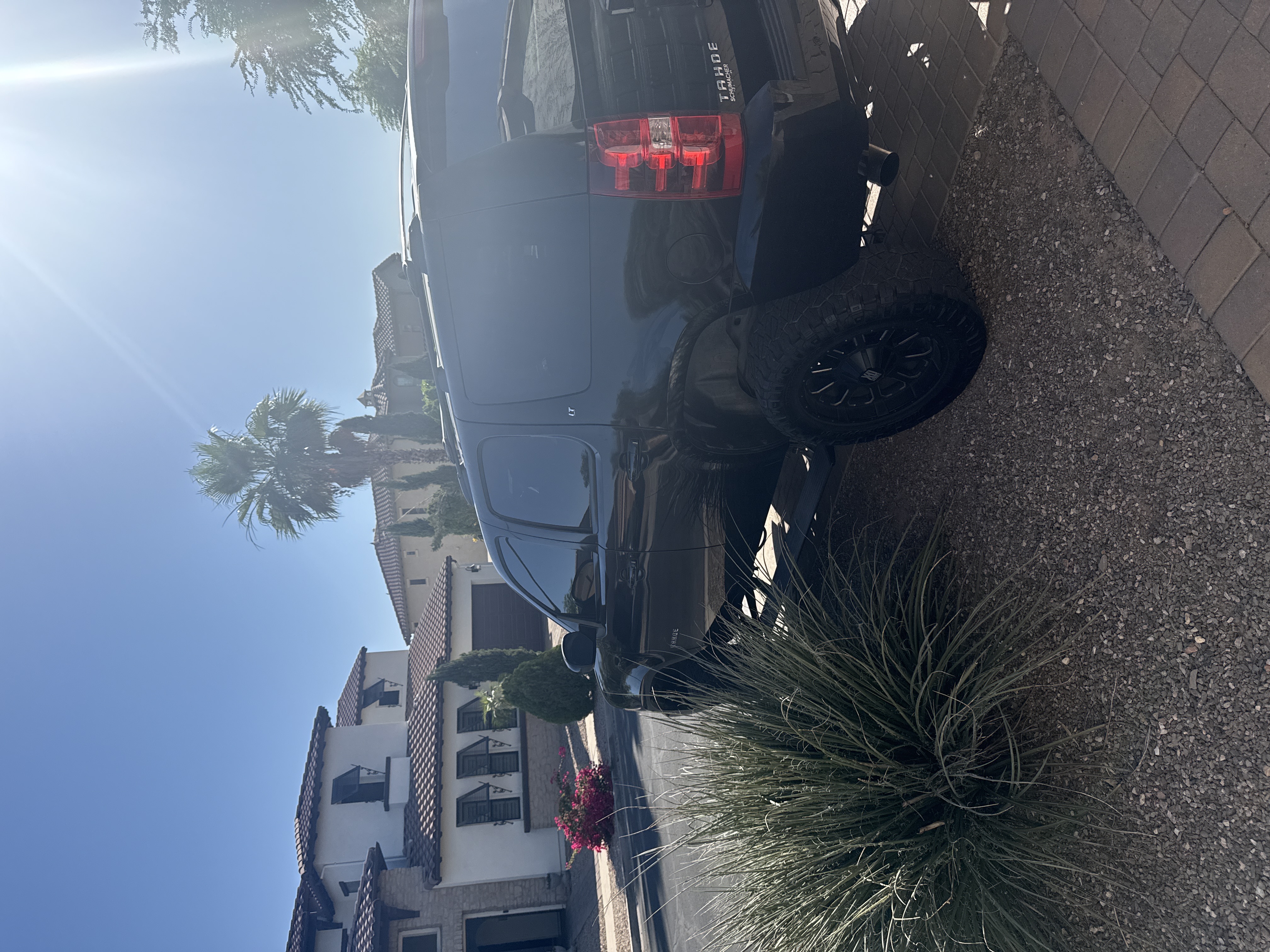 Used 2012 Chevrolet Tahoe LT w/ Luxury Package AWD/4WD image 1