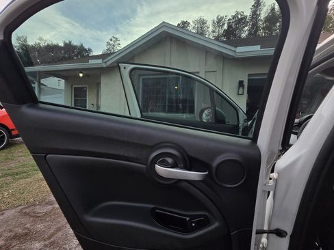 Used 2018 FIAT 500X Pop image 15