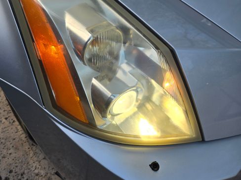 Used 2009 Cadillac XLR image 5