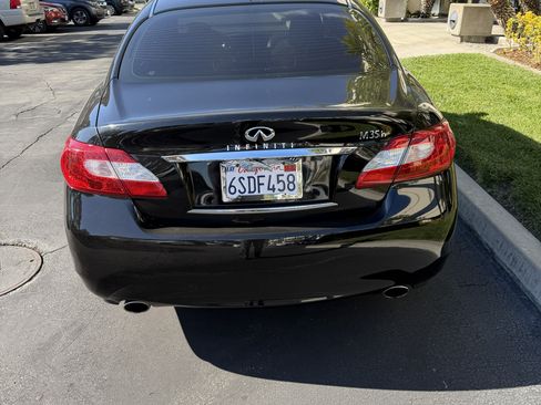 Used 2012 INFINITI M35 w/ Deluxe Touring Pkg image 4