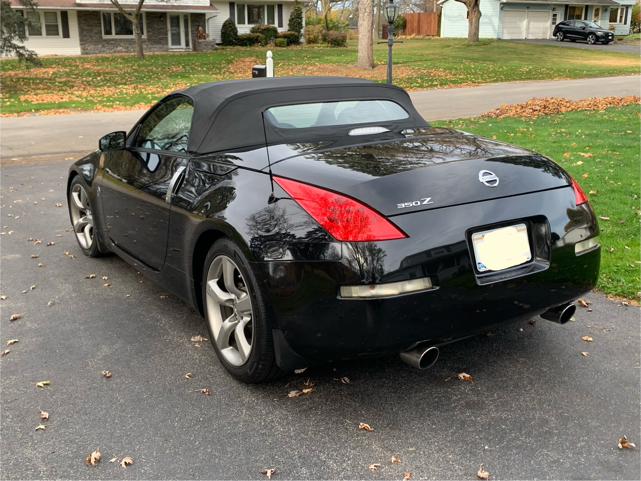 Used 2006 Nissan 350Z Touring RWD image 10